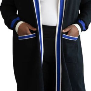 <span class=keywords><strong>Cardigan</strong></span> <span class=keywords><strong>lungo</strong></span> in maglia nera con stemma della sorellanza elegante abbigliamento greco per convegni e incontri formali - Product Image 4