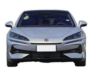 Berline Ultra-Luxe 2024 4x4, Autonomie 630 km, Conduite à Gauche, Édition Pro, Diesel, Transmission Automatique, État Impeccable - Product Image 1