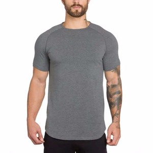 Fabricant de t-shirts de sport à manches courtes coupe ajustée pour homme Chemises athlétiques de performance en coton T-shirts de fitness pour la course à pied - Product Image 1