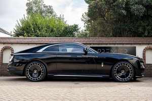 Voiture d'occasion 2024, berline hybride électrique, 5 portes, 5 places, 4 roues motrices, automatique, sièges en cuir, couleur foncée, haute qualité, conduite à droite/à gauche - Product Image 5