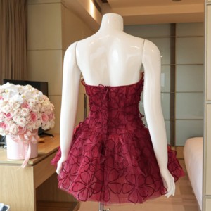 Vestido de Noche Elegante para Mujer, Estilo Vintage, Línea A, Largo Midi, de Satén Bordado sin Tirantes, con Aplicaciones de Puntos y Cuello con Lazo, Cintura Natural - Product Image 6