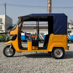 Achetez un tricycle électrique 2026 à carrosserie ouverte, un rickshaw commercial à 3 roues, un taxi pour utilisation sur les routes montagneuses rurales - Product Image 1