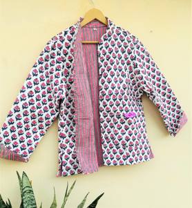 Manteaux imprimés en blocs indiens Vestes vintage réversibles avec bouton plus proche Vestes courtes matelassées en coton bohème - Product Image 4