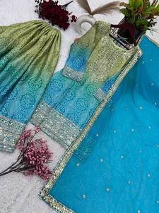 Costume Sharara de travail de broderie imprimé Chinon lourd de dernier concepteur par FabZone - Product Image 5