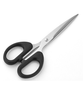 กรรไกรตัดกระดาษด้ามสีดำ - Product Image 4