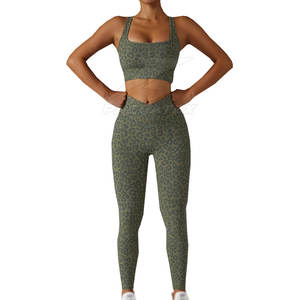 Ensemble de yoga pour femmes de couleur personnalisée à prix raisonnable Meilleure vente Ensemble de yoga pour femmes Nouveau style Ensemble de yoga pour femmes - Product Image 1
