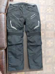 Veste de moto courte en textile de qualité professionnelle, fabricant de vêtements de moto orienté vers l'exportation OEM - Product Image 6