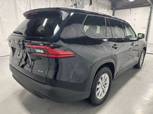 2025 Toyota Grand Highlander XLE Toyota Grand High lander XLE used 2025 Toyota Grand Highlander XLE for sale - Product Image 6