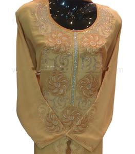 Abaya jaune clair entièrement brodée pour les femmes musulmanes adultes à Dubaï - Product Image 1