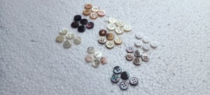 Botones de camisa de nácar Premium, botones de cuerno, decoración de lentejuelas ecológica de 4 agujeros, camisa elegante de alta calidad - Product Image 4