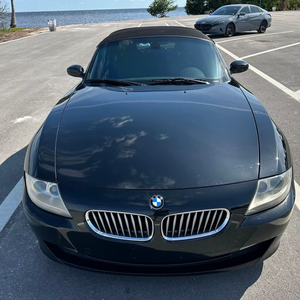 Neatly used Z4 3.0si Road-ster - Product Image 1