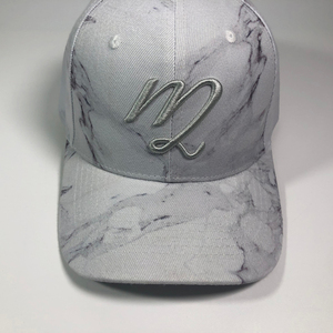 Gorra de Béisbol Unisex de Acrílico con Diseño de Logotipo Bordado en 3D Personalizado, Fabricada por ODM, con Impresión de Cinta, Estructurada de 6 Paneles, Color Blanco Camuflaje - Product Image 2