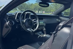 Chevrolet Camaro 2SS Coupé 2010 Usado, Equipado con GripTuned y SpeedSculpted PerformanceSet, en Venta - Product Image 4