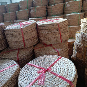 Tapis ronds en jacinthe d'eau écologique: une touche de nature et de style dans votre espace de vie - Product Image 2