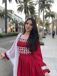 Robes de mariée afghane pour événements de mariage Robes de soirée occidentales avec travail antique afghan comme le travail de broderie de cou et Charma - Product Image 4