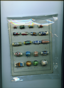 Cuentas de arcilla de cerámica India pintadas a mano personalizadas de alta calidad para pulseras y embalaje de joyero, Exportación al por mayor - Product Image 6