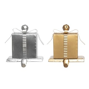 Elegante soporte de calcetín de Navidad de metal Reno Santa trineo decorativo vacaciones hogar pantalla - Product Image 2