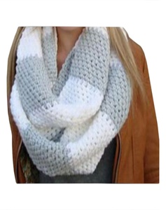 Handmade 100% Acrylic Rắn Màu <span class=keywords><strong>Snood</strong></span> Vô Cùng Khăn Mềm Mại Ấm cúng Mùa Đông Phụ Kiện Cho Người Lớn Thoải Mái Cổ Ấm Hơn Cho Người Lớn - Product Image 3