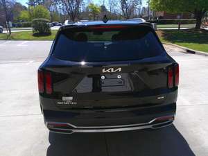 Kia Sorrento 2024 Asequible - Product Image 3