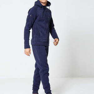 Chándal de hombre de algodón a prueba de viento de alta calidad con logotipo personalizado, característica transpirable de talla grande para invierno - Product Image 3