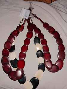 สร้อยคอกระดูกทำเองด้วยสีน้ำตาลแดงทรงวงรีแบนสำหรับผู้ขายเครื่องประดับและสุภาพสตรีทุกกลุ่มอายุและขายต่อ - Product Image 5