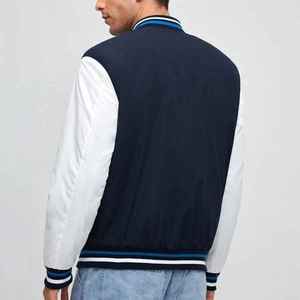 เสื้อแจ็กเก็ตทีมทีมตัวแทนที่กำหนดเองได้ด้วยผ้าขนสัตว์ผสมร่างกายและแขนเสื้อหนังพรีเมี่ยมที่สมบูรณ์แบบสำหรับสวมใส่สบายๆชุดทีมและแนวสตรีทแฟชั่น - Product Image 3