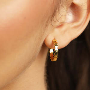 Compre Pendientes de Plata de Ley 925 de Primera Calidad para Mujeres y Niñas, Pendientes de Aro Chapados en Oro con Forma de Gota de Agua y Flor con Perla - Product Image 5