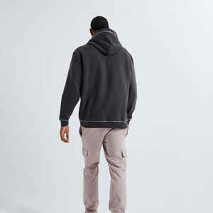 เสื้อฮู้ดผู้ชายผ้าฝ้าย 100% ขายส่ง รับทำโลโก้ ผ้าเฟรนช์เทอร์รี่หนานุ่ม สไตล์สตรีทแวร์สำหรับฤดูหนาว พิมพ์ลายดิจิทัล - Product Image 4