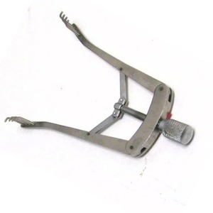 Retractor de autorretención Alm de grado alemán de alta calidad, retractor de espéculo de Oftalmología, Alm retractor de autorretención, dientes Romos - Product Image 5