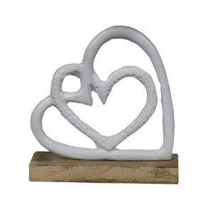 Statue d'ange joyeux de table en métal rayonnant pour la célébration de Noël et l'affichage festif intérieur - Product Image 2