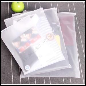 Prix d'usine Logo personnalisé imprimé fermeture à glissière PE sacs pour l'emballage des vêtements et des promotions d'emballage alimentaire - Product Image 6