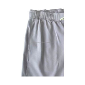 Shorts de bain légers et élégants pour hommes, séchage rapide, taille élastique confortable, pour la plage et le surf, avec poche et logo personnalisé, couleur unie - Product Image 5