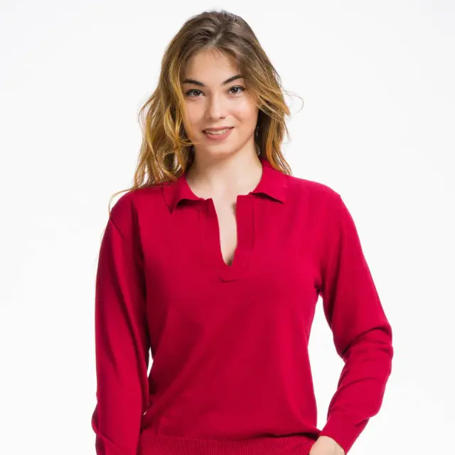 Polo Paula sin botones para mujer en pura lana merino virgen con textura fina Made in Italy