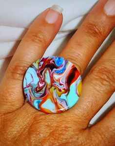 Venta al por mayor personalizado mejor calidad hecho a mano alto pulido hermoso colorido anillo de resina de moda para las mujeres de la India - Product Image 3