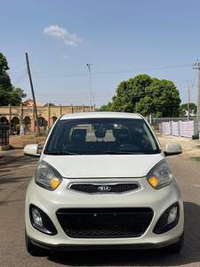 Toyota Morning 2012 d'occasion en bon état - Product Image 2