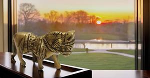 Vajilla de caballo de pie pequeña de latón creativa, adorno de escritorio de estilo Art Deco para amantes de los caballos, decoración del hogar, estatua para sala de estar - Product Image 4