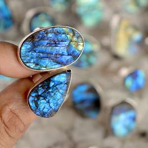 Vente en gros de Labradorite naturelle Druzy Bague plaquée argent sterling 925 Superposition Bague en Labradorite faite à la main Bague pour femme - Product Image 6