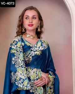 Las últimas mujeres usan seda pura Jimmi Cho con trabajo de bordado de secuencia de codificación y hermoso trabajo de borde de corte de arco Sari - Product Image 6