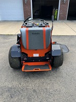 Tondeuse autoportée commerciale Kubota SZ26-52 2025 à braquage zéro, moteur essence 26 CV EFI V-twin refroidi par air pour la tonte des pelouses
