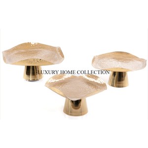Bandeja de servicio de latón con encanto rústico y construcción duradera, ideal para espacios de comedor temáticos bohemios y decoración de cocina auténtica - Product Image 5