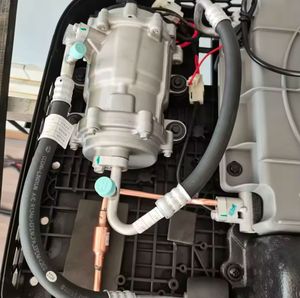 เครื่องอัดอากาศแบบโรตารี่แบบคู่ขนาด14*14นิ้วเครื่องปรับอากาศคาราวาน12V ใช้ได้ทุกดีไซน์แบบในตัวเดียว