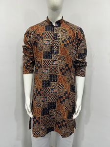 Kurta imprimé en aluminium multicolore en rayonne lourde pour hommes avec col chinois pour collection de mariage pour adultes - Product Image 3