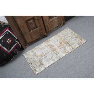 Petit tapis turc 1,4x3 pi (44x90 cm), tapis vintage blanc patchwork - Product Image 2