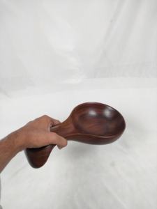 Tazón para servir hecho a mano con madera de acacia - Tazón para ensalada vintage ecológico para mesa de fiesta con acabado pulido al precio más bajo. - Product Image 2