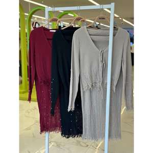 Conjunto de Tres Piezas para Mujer Ferry Pearl, Modelo 9879 - Product Image 3