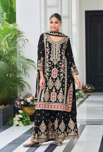 Lehenga Choli en modal lourd avec vêtements de fête traditionnels brodés pour femmes à séchage rapide - Product Image 2