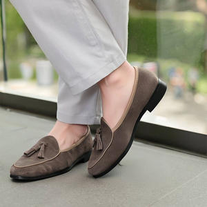 รองเท้าลำลองผู้ชายสไตล์อังกฤษ ระบายอากาศได้ดี เหมาะสำหรับฤดูร้อน ทันสมัยและย้อนยุค พร้อมคุณสมบัติกันลื่น สำหรับใส่ลำลอง - Product Image 2