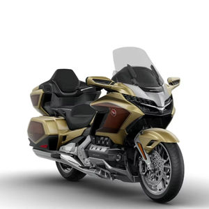 Motocyclettes Hondaas Go/ldd Winggs Tourrs DCTs 50th à grande vitesse, neuves, 2025, avec garantie de 2 ans, prêtes à être expédiées dès maintenant - Product Image 3