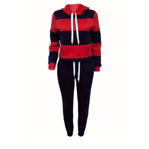 Top grossiste personnalisé femmes survêtement dernière conception femmes survêtement de qualité supérieure 100% coton plaine survêtement à capuche ensembles - Product Image 1