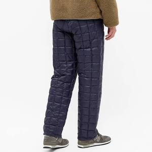 Pantalons d'hiver pour hommes sur mesure en gros, polyester de haute qualité, matelassé, élastique, coupe droite décontractée, fantaisie, bouton latéral - Product Image 6
